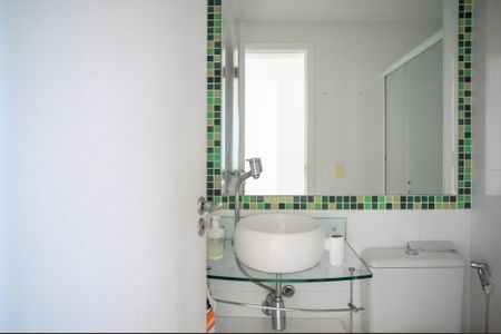 Apartamento para alugar com 62m², 2 quartos e sem vaga Apartamento para alugar com 62m², 2 quartos e sem vagaBanheiro Social