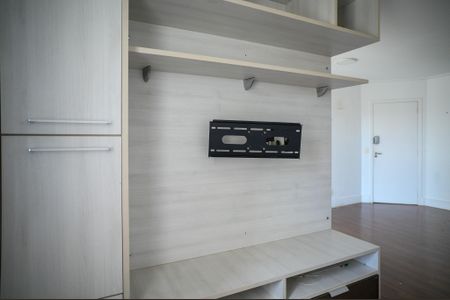 Apartamento para alugar com 62m², 2 quartos e sem vaga Apartamento para alugar com 62m², 2 quartos e sem vagaSala de TV