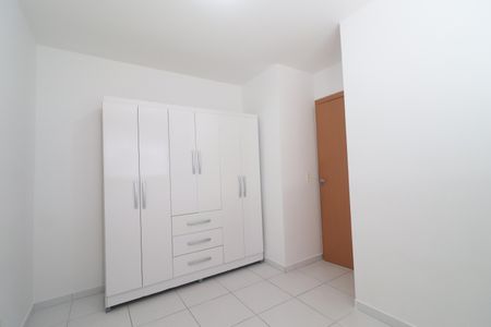 Apartamento à venda com 52m², 2 quartos e 1 vagaQuarto 02
