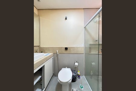 Banheiro da Suíte 2 de casa à venda com 3 quartos, 180m² em Vila Olímpia, São Paulo