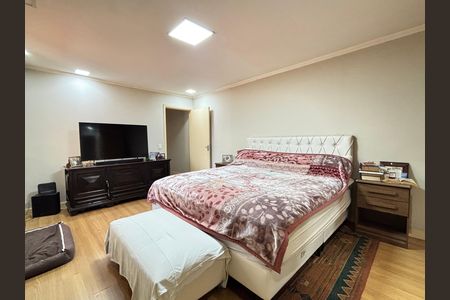 Suíte 2 de casa à venda com 3 quartos, 180m² em Vila Olímpia, São Paulo