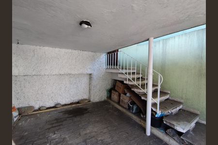 Garagem de casa à venda com 3 quartos, 90m² em Vila Moinho Velho, São Paulo