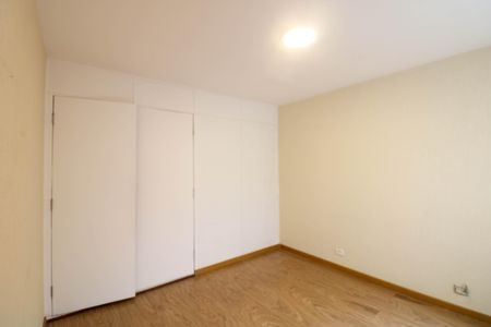 Casa à venda com 165m², 3 quartos e 2 vagasQuarto 2