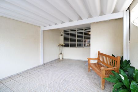 Garagem de casa à venda com 3 quartos, 165m² em Cidade Monções, São Paulo