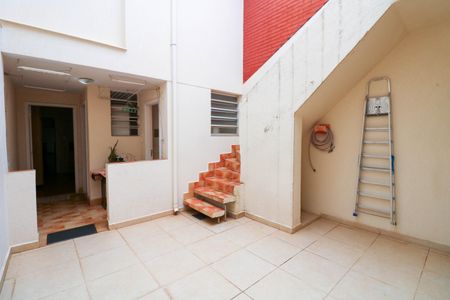 Casa à venda com 165m², 3 quartos e 2 vagasQuintal