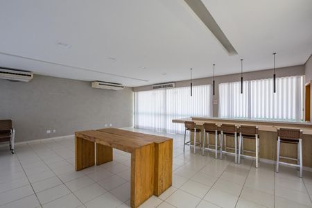 Apartamento à venda com 105m², 4 quartos e 3 vagasÁrea comum - Salão de festas