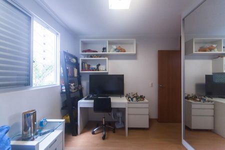 Apartamento à venda com 105m², 4 quartos e 3 vagasquarto 1