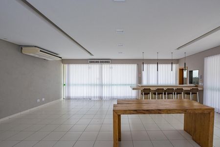Apartamento à venda com 105m², 4 quartos e 3 vagasÁrea comum - Salão de festas