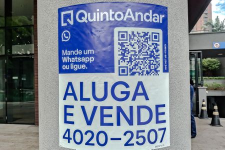 Apartamento à venda com 65m², 2 quartos e 1 vagaPlaquinha