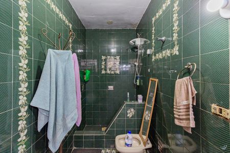 Casa à venda com 120m², 4 quartos e 2 vagasBanheiro da Suíte
