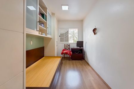 Casa para alugar com 245m², 4 quartos e 5 vagasQuarto 2