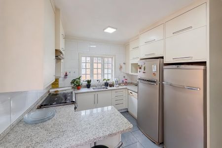 Casa para alugar com 245m², 4 quartos e 5 vagasCozinha