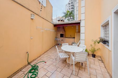 Casa para alugar com 245m², 4 quartos e 5 vagasÁrea Externa