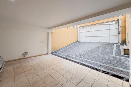 Casa para alugar com 245m², 4 quartos e 5 vagasGaragem