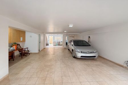 Casa para alugar com 245m², 4 quartos e 5 vagasGaragem
