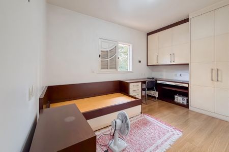 Casa para alugar com 245m², 4 quartos e 5 vagasQuarto 1