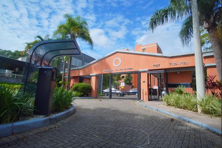 Apartamento à venda com 67m², 3 quartos e 1 vagaFachada e Portaria