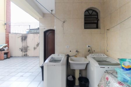 Casa para alugar com 220m², 3 quartos e 2 vagasÁrea de Serviço