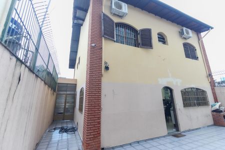 Casa para alugar com 220m², 3 quartos e 2 vagasÁrea Externa