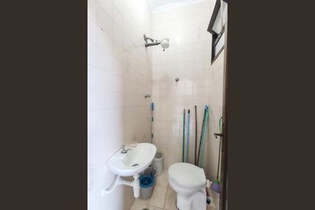 Casa para alugar com 220m², 3 quartos e 2 vagasBanheiro de serviço