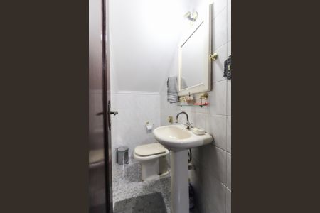 Casa para alugar com 220m², 3 quartos e 2 vagasLavabo