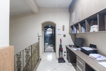 Casa para alugar com 220m², 3 quartos e 2 vagasHall