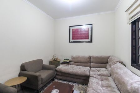 Casa para alugar com 220m², 3 quartos e 2 vagasSala