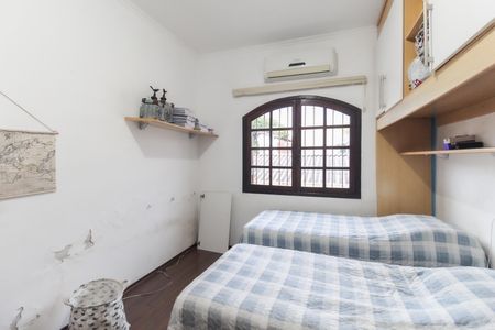 Casa para alugar com 220m², 3 quartos e 2 vagasQuarto 1