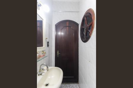 Casa para alugar com 220m², 3 quartos e 2 vagasLavabo