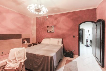 Casa para alugar com 220m², 3 quartos e 2 vagasQuarto 3 - Suíte