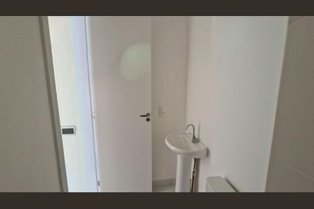 Apartamento para alugar com 35m², 2 quartos e sem vagaBanheiro 