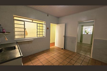 Casa à venda com 187m², 2 quartos e 1 vagaCozinha 1