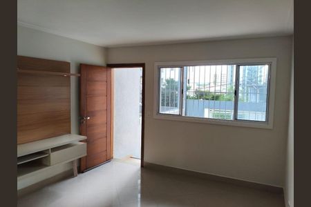 Casa para alugar com 90m², 2 quartos e 2 vagas Casa para alugar com 90m², 2 quartos e 2 vagasSala