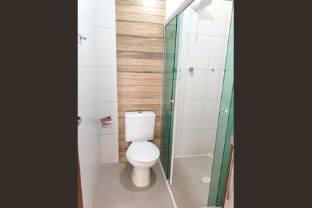 Casa para alugar com 90m², 2 quartos e 2 vagas Casa para alugar com 90m², 2 quartos e 2 vagasBanheiro