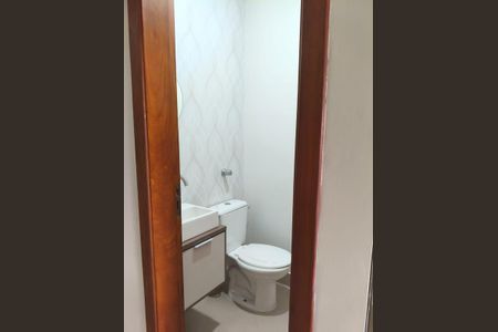 Casa para alugar com 90m², 2 quartos e 2 vagas Casa para alugar com 90m², 2 quartos e 2 vagasBanheiro