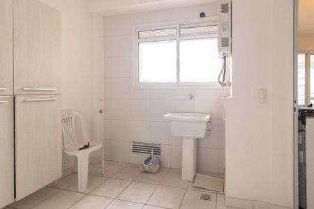 Apartamento para alugar com 160m², 4 quartos e 2 vagas Apartamento para alugar com 160m², 4 quartos e 2 vagasÁrea de Serviço