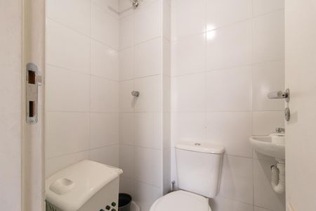 Apartamento para alugar com 160m², 4 quartos e 2 vagas Apartamento para alugar com 160m², 4 quartos e 2 vagasBanheiro de serviço