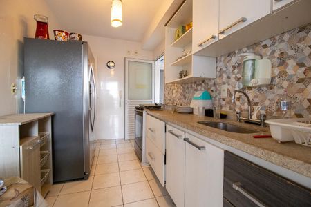 Apartamento para alugar com 160m², 4 quartos e 2 vagas Apartamento para alugar com 160m², 4 quartos e 2 vagasCozinha - Armários