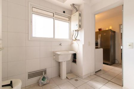 Apartamento para alugar com 160m², 4 quartos e 2 vagas Apartamento para alugar com 160m², 4 quartos e 2 vagasÁrea de Serviço