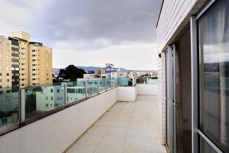 Apartamento para alugar com 158m², 2 quartos e 2 vagas Apartamento para alugar com 158m², 2 quartos e 2 vagasCobertura