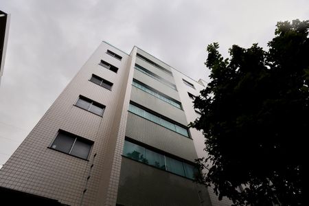 Apartamento para alugar com 158m², 2 quartos e 2 vagas Apartamento para alugar com 158m², 2 quartos e 2 vagasFachada