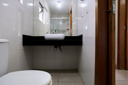 Apartamento para alugar com 158m², 2 quartos e 2 vagas Apartamento para alugar com 158m², 2 quartos e 2 vagasBanheiro