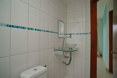 Apartamento para alugar com 54m², 2 quartos e 2 vagasBanheiro