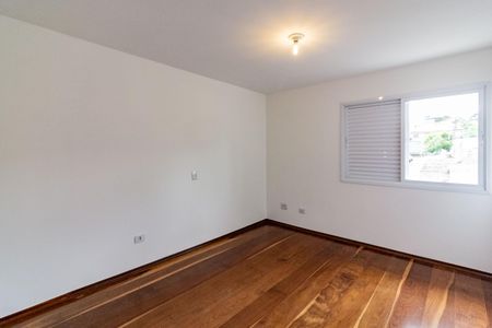 Casa de condomínio à venda com 135m², 3 quartos e 2 vagasQuarto 3 - Suíte