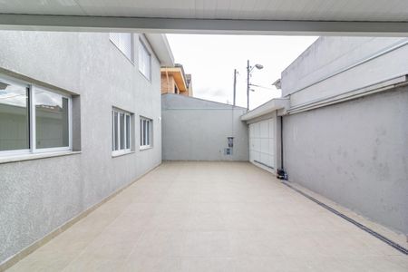 Casa de condomínio à venda com 135m², 3 quartos e 2 vagasChurrasqueira 