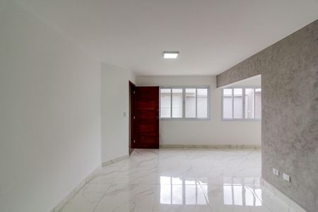 Casa de condomínio à venda com 135m², 3 quartos e 2 vagasSala de Estar