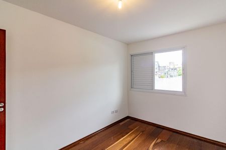 Casa de condomínio à venda com 135m², 3 quartos e 2 vagasQuarto 1