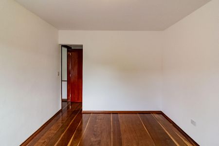 Casa de condomínio à venda com 135m², 3 quartos e 2 vagasQuarto 3 - Suíte