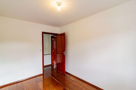 Casa de condomínio à venda com 135m², 3 quartos e 2 vagasQuarto 2