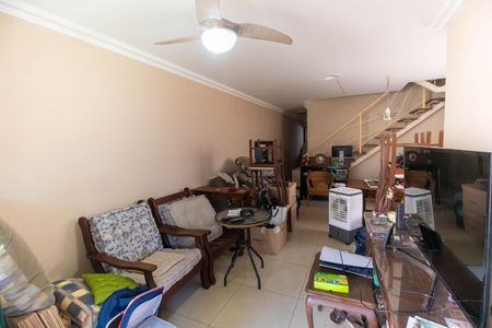 Sala de casa para alugar com 4 quartos, 140m² em Piratininga, Niterói